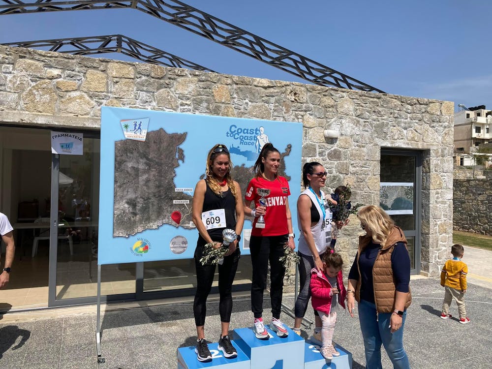 Coast to Coast Race: Πρωτιές για Ζερβάκη και Κατερζαβέκοβα (Pics) runbeat.gr